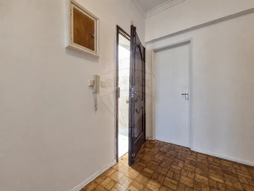 Apartamento T3 para Venda em Póvoa de Santa Iria e Forte da Casa