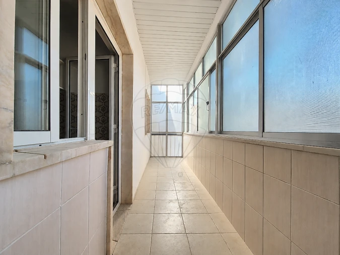 Apartamento T3 para Venda em Póvoa de Santa Iria e Forte da Casa Foto 9