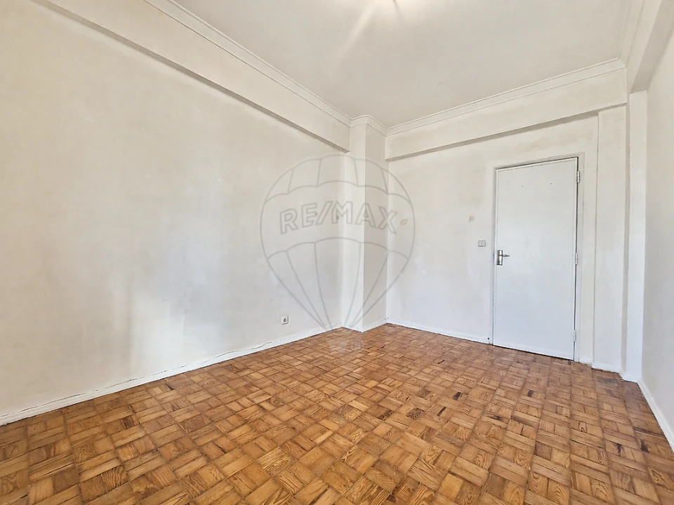 Apartamento T3 para Venda em Póvoa de Santa Iria e Forte da Casa Foto 32
