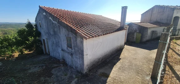 Moradia T4 para Venda em Envendos