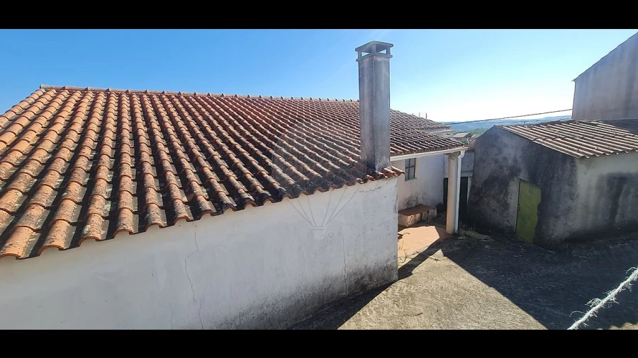 Moradia T4 para Venda em Envendos