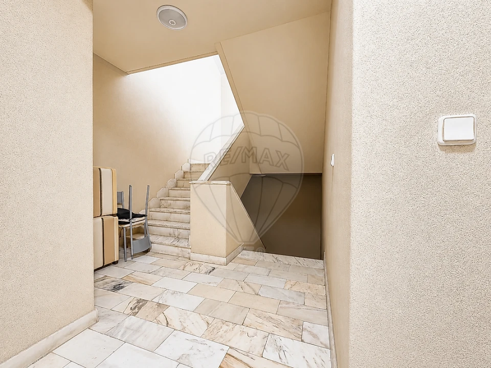 Apartamento T3 para Venda em Póvoa de Santa Iria e Forte da Casa Foto 33