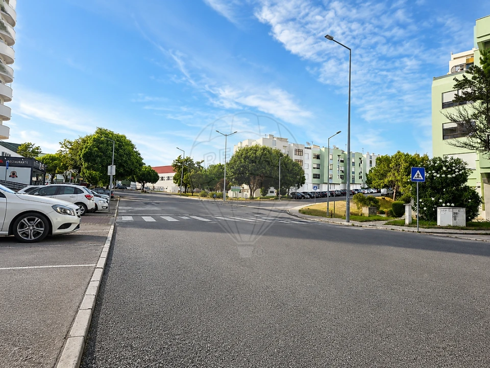 Apartamento T3 para Venda em Póvoa de Santa Iria e Forte da Casa Foto 36