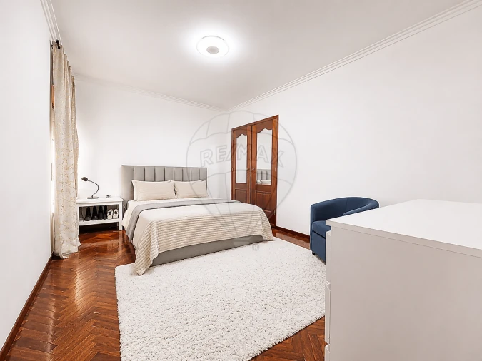 Apartamento T3 para Venda em Póvoa de Santa Iria e Forte da Casa Foto 10