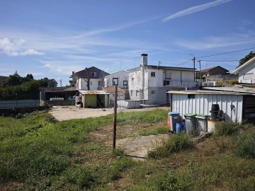 Moradia T12 para Venda em Grijó e Sermonde