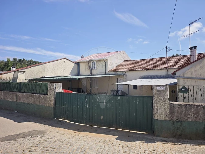 Moradia T12 para Venda em Grijó e Sermonde Foto 11