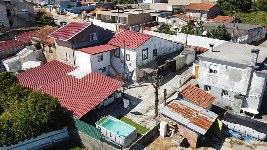 Moradia T12 para Venda em Grijó e Sermonde Foto 2