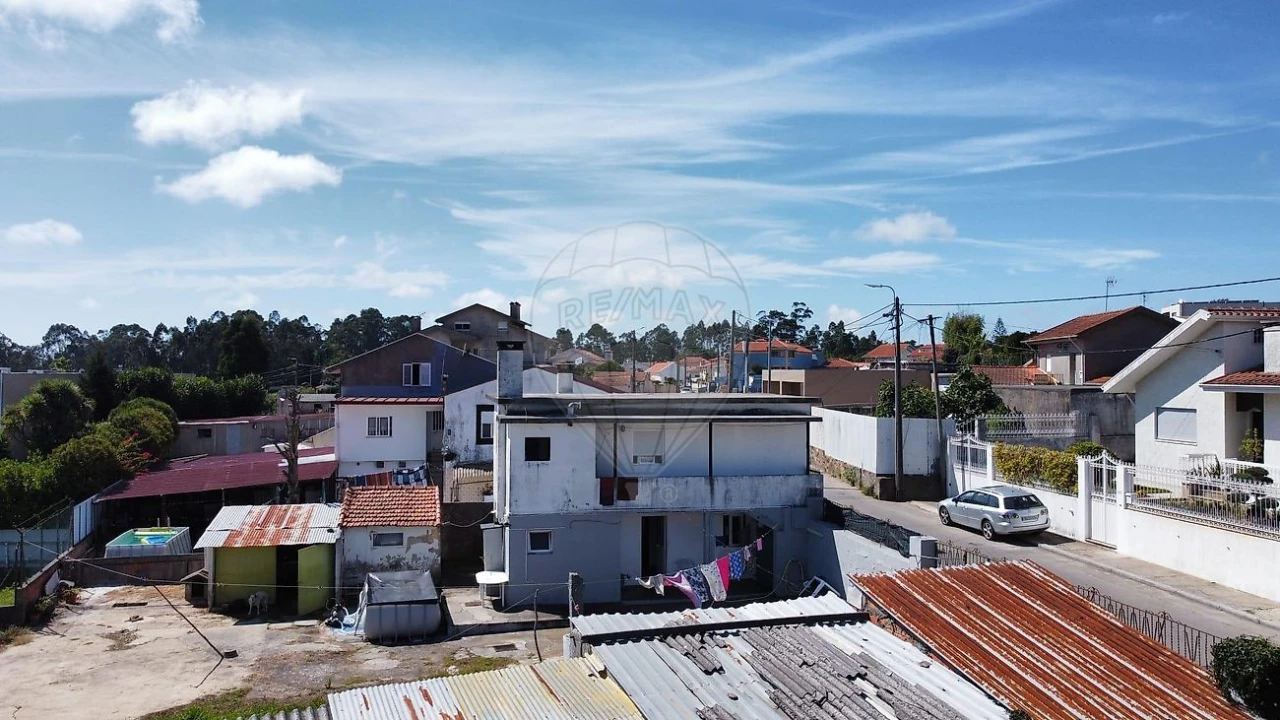 Moradia T12 para Venda em Grijó e Sermonde Foto 6