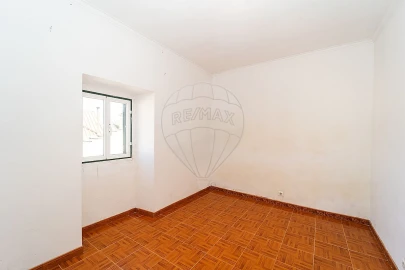 Moradia T2 para Venda em Sapataria