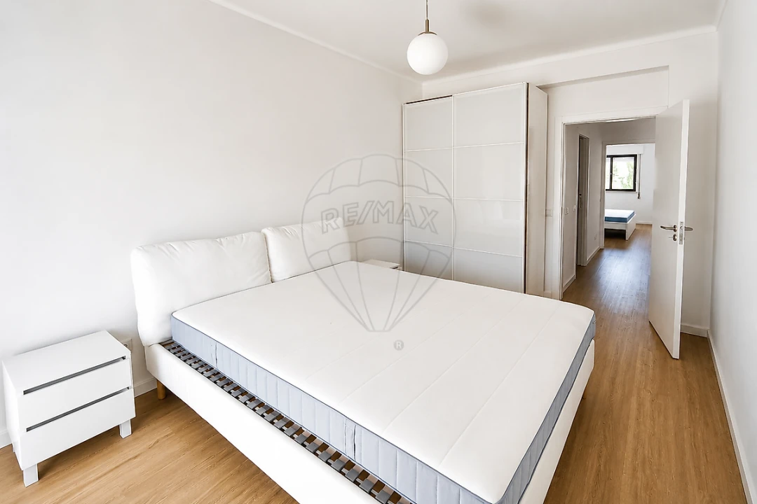 Apartamento T2 para Arrendamento em Azambuja Foto 11
