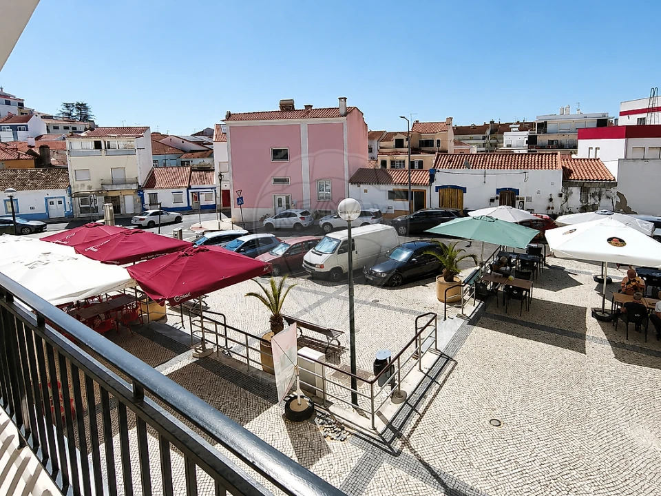 Apartamento T2 para Arrendamento em Azambuja Foto 9