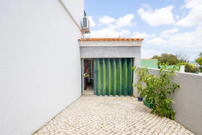 Moradia T3 para Venda em Aveiras de Baixo