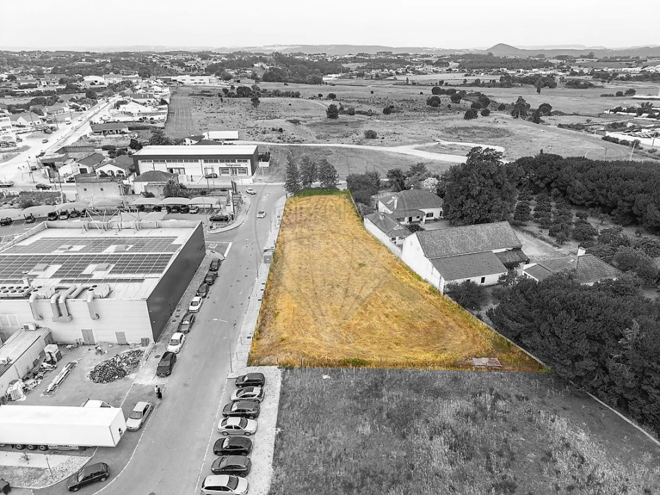 Terreno para Venda em Aveiras de Cima Foto 16