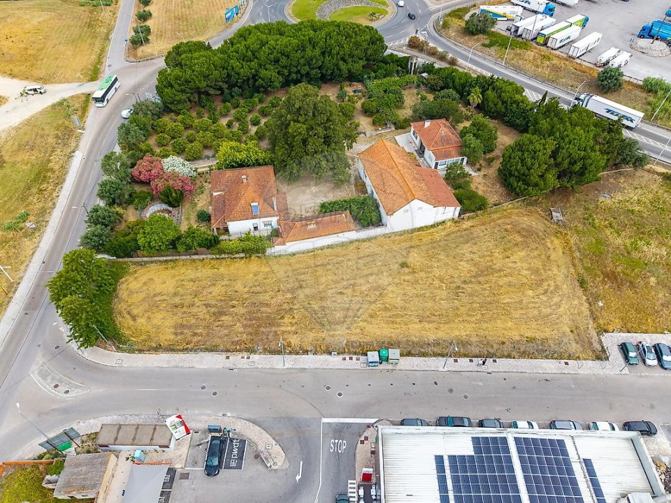 Terreno para Venda em Aveiras de Cima Foto 7