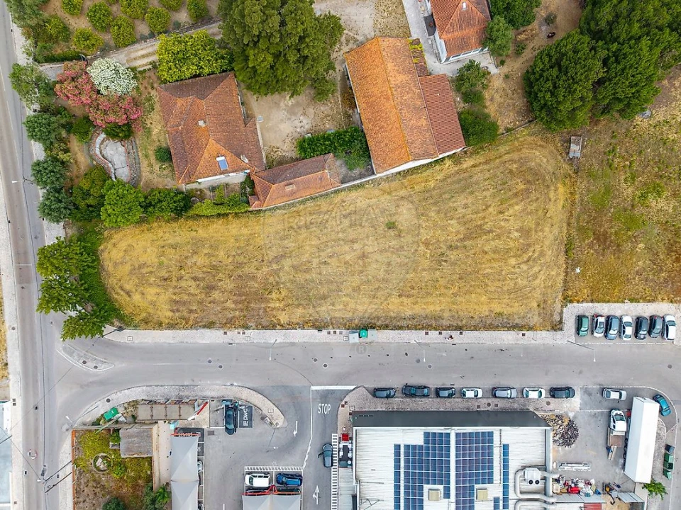 Terreno para Venda em Aveiras de Cima Foto 6