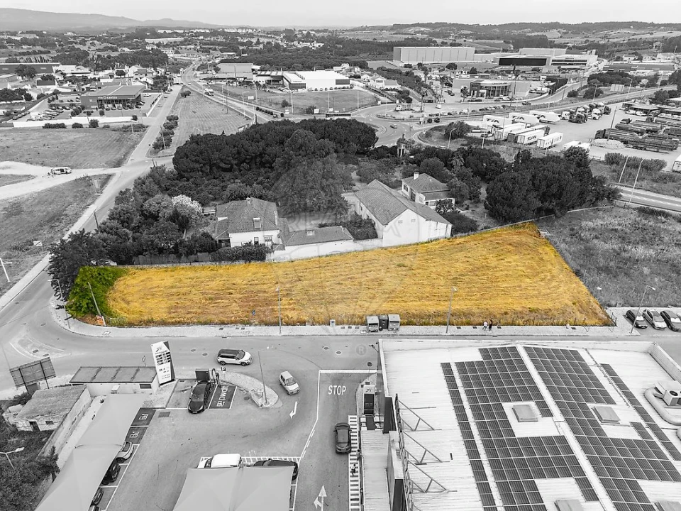 Terreno para Venda em Aveiras de Cima Foto 2