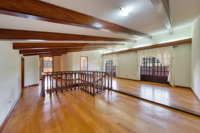 Moradia T5 para Venda em Maiorga