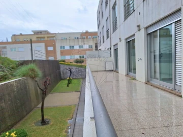 Apartamento T2 para Venda em Cidade da Maia