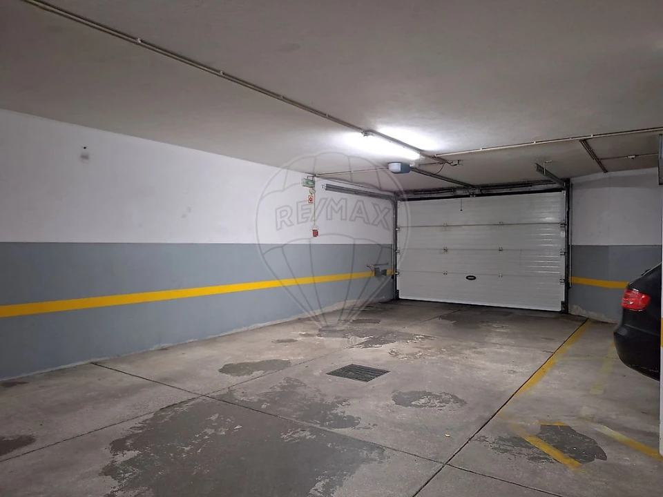 Apartamento T2 para Venda em Cidade da Maia Foto 20