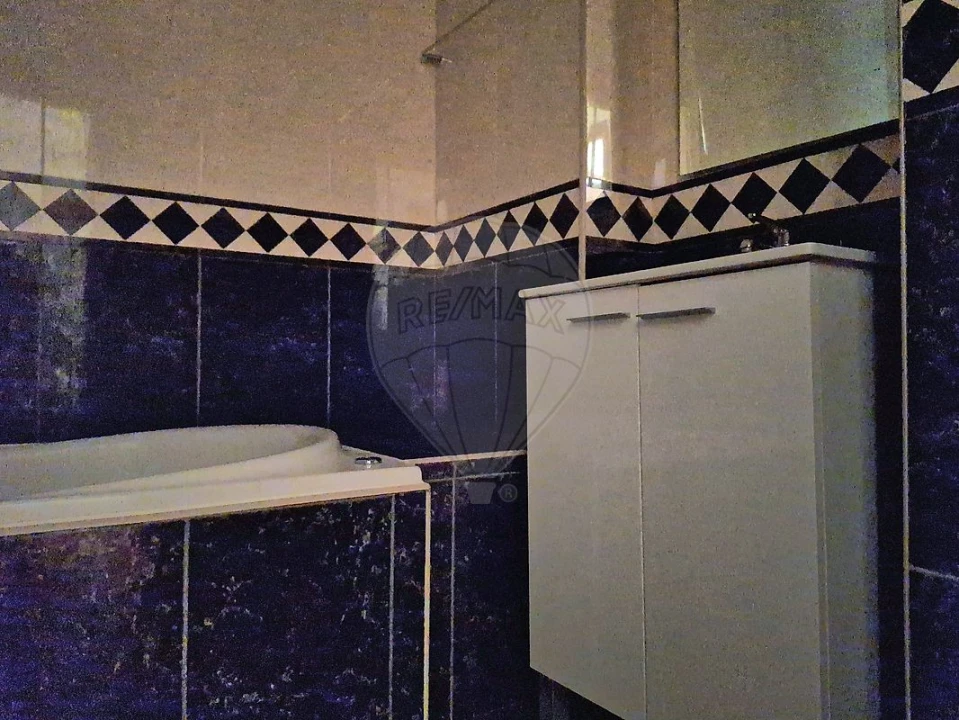 Apartamento T2 para Venda em Cidade da Maia Foto 15