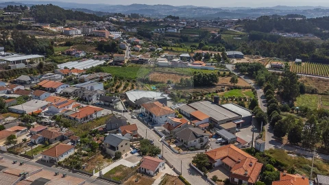 Moradia T3 para Venda em Nespereira e Casais