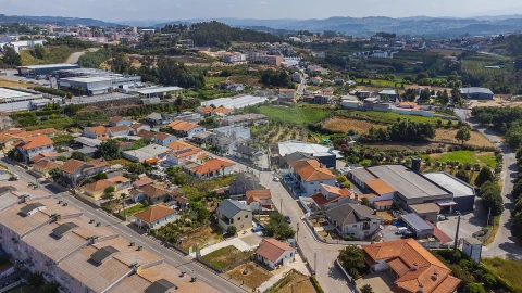 Moradia T3 para Venda em Nespereira e Casais