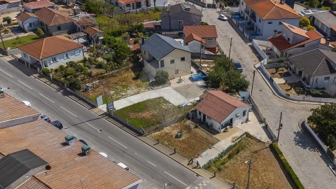 Moradia T3 para Venda em Nespereira e Casais