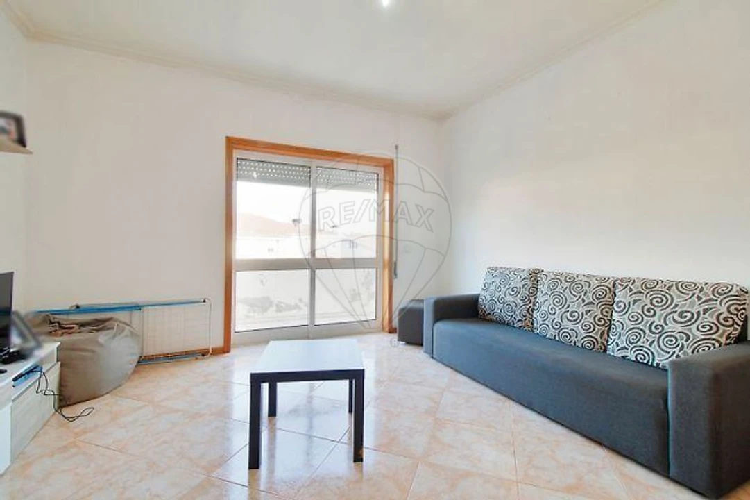 Apartamento T2 para Venda em Campo e Sobrado Foto 9