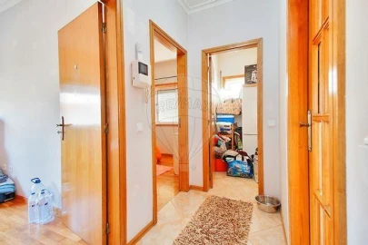 Apartamento T2 para Venda em Campo e Sobrado
