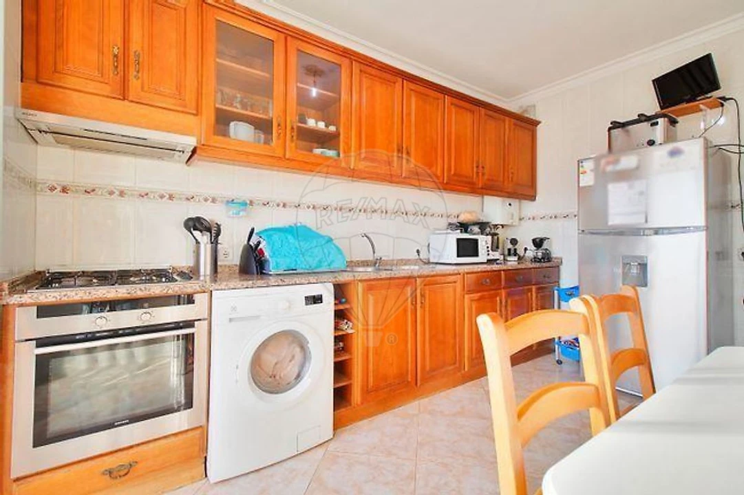 Apartamento T2 para Venda em Campo e Sobrado Foto 7