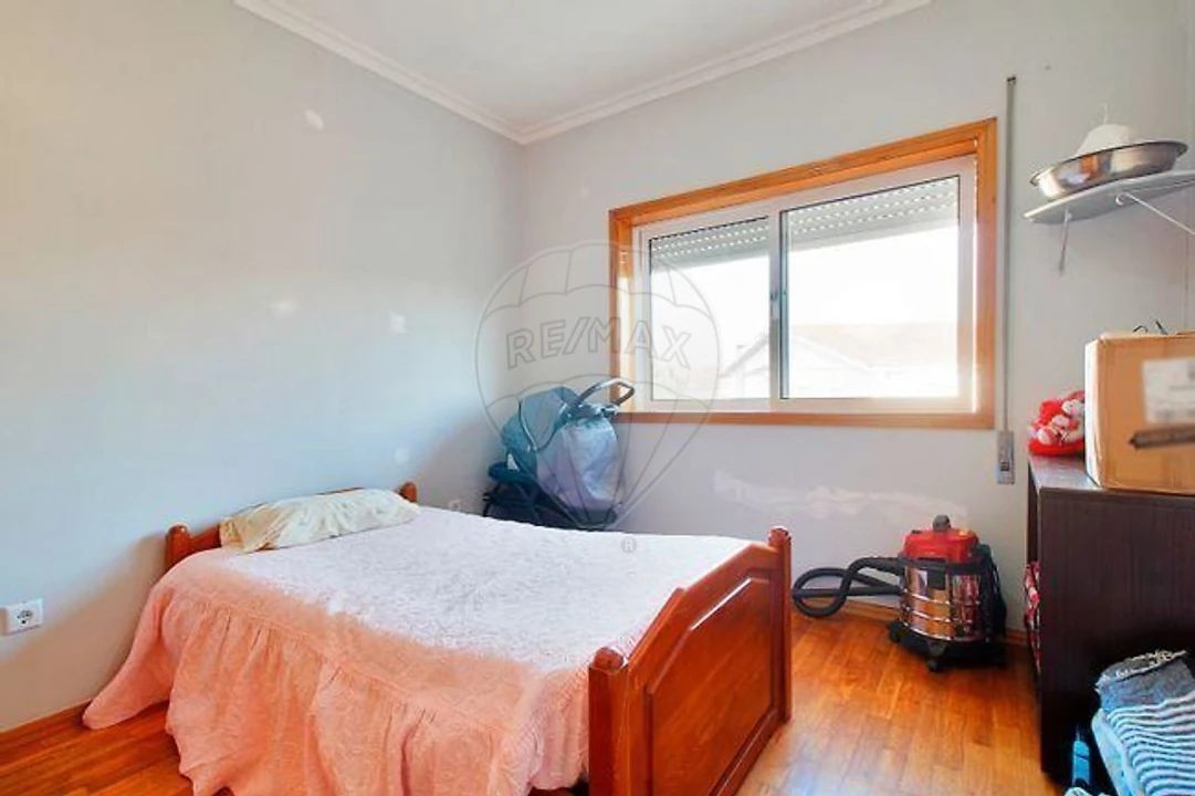Apartamento T2 para Venda em Campo e Sobrado Foto 14