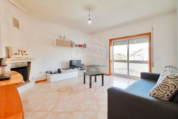 Apartamento T2 para Venda em Campo e Sobrado Foto 12