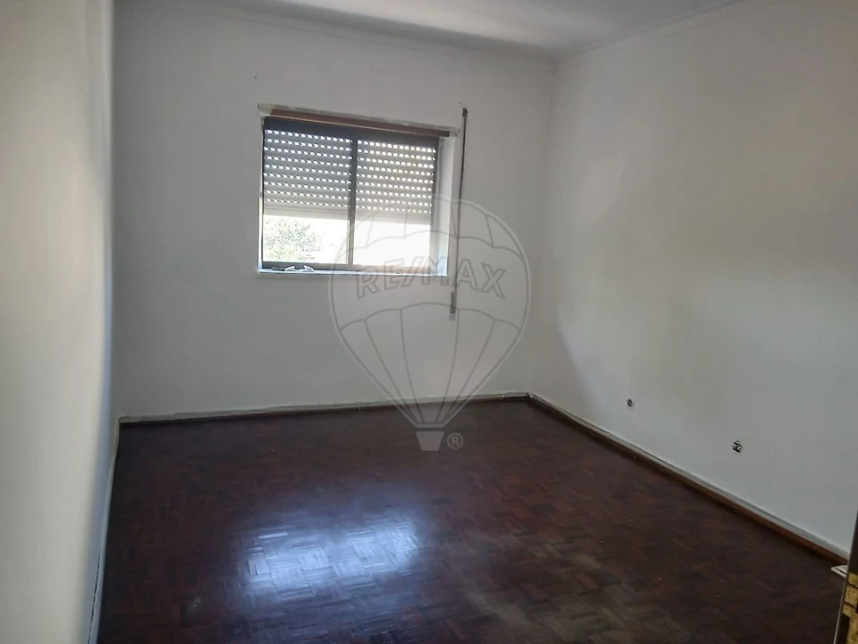 Apartamento T3 para Arrendamento em São Martinho do Bispo e Ribeira de Frades Foto 4