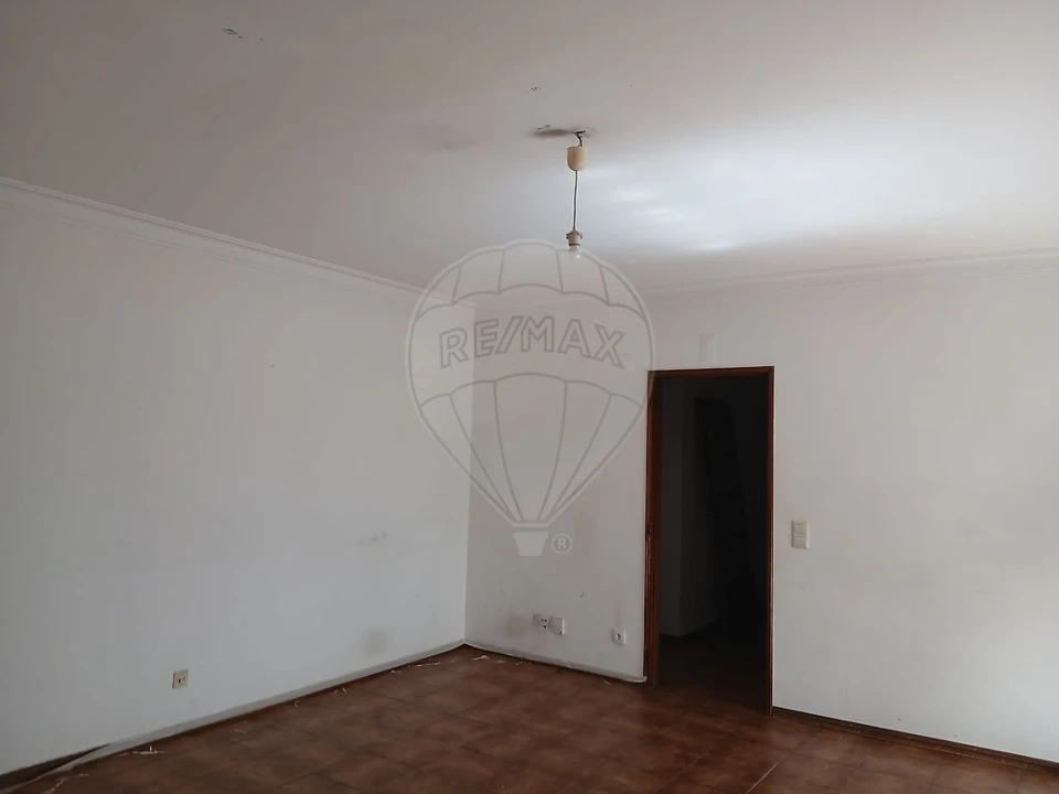 Apartamento T3 para Arrendamento em São Martinho do Bispo e Ribeira de Frades Foto 7