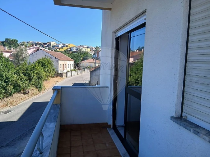 Apartamento T3 para Arrendamento em São Martinho do Bispo e Ribeira de Frades Foto 9