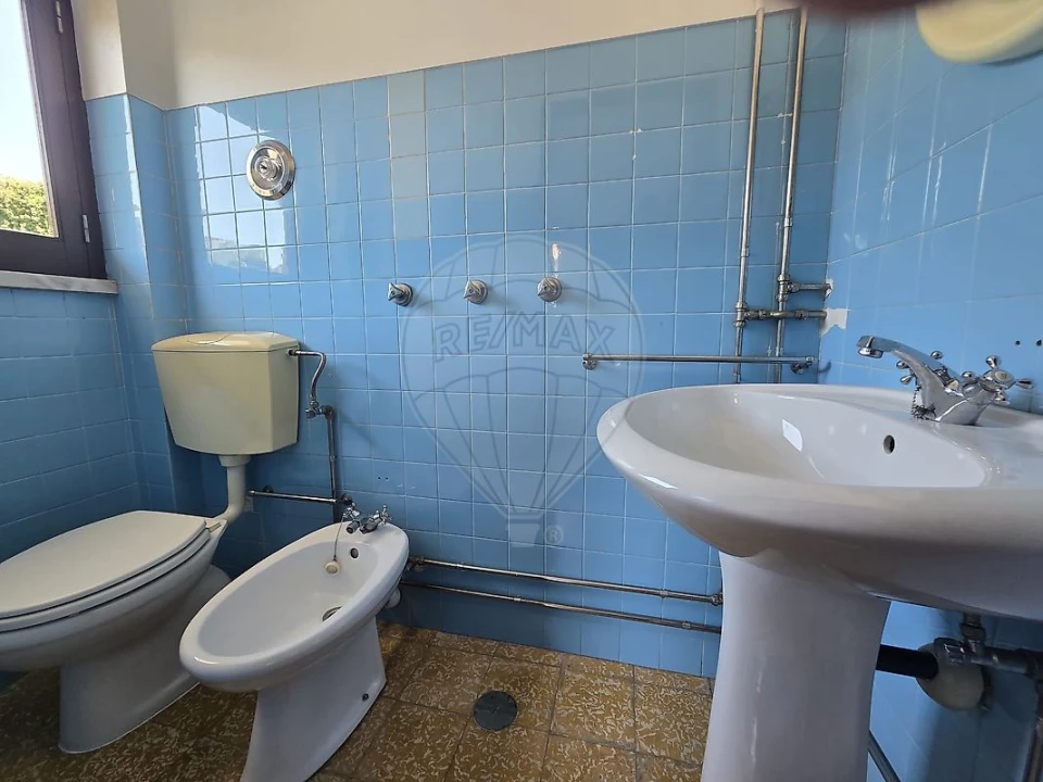 Apartamento T3 para Arrendamento em Santa Clara e Castelo Viegas Foto 24