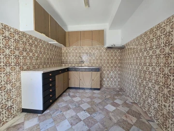 Apartamento T3 para Arrendamento em Santa Clara e Castelo Viegas