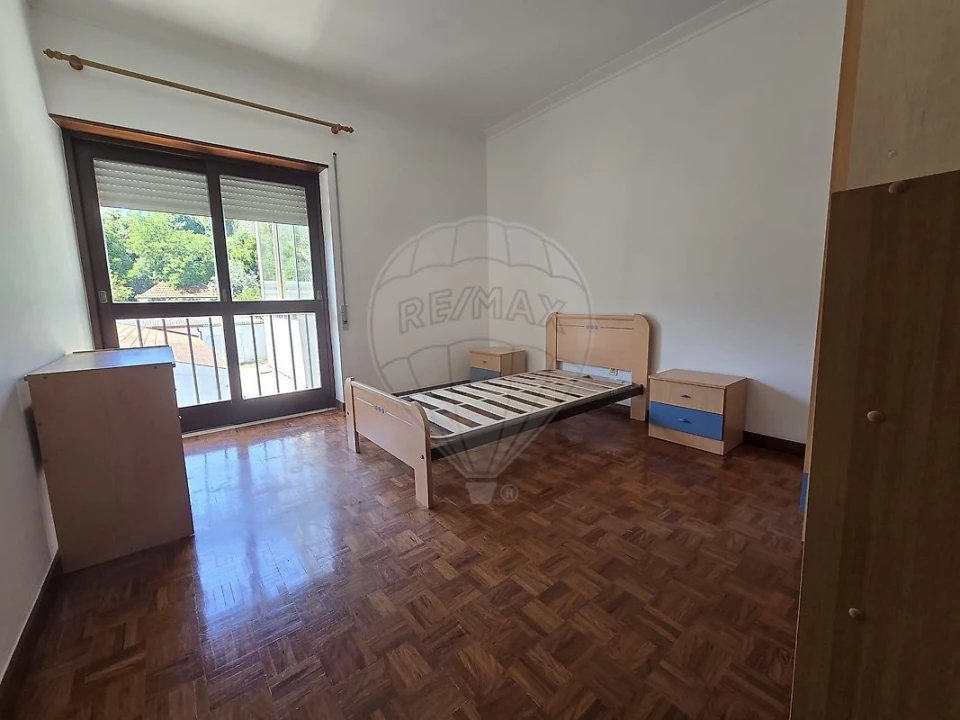 Apartamento T3 para Arrendamento em Santa Clara e Castelo Viegas Foto 15