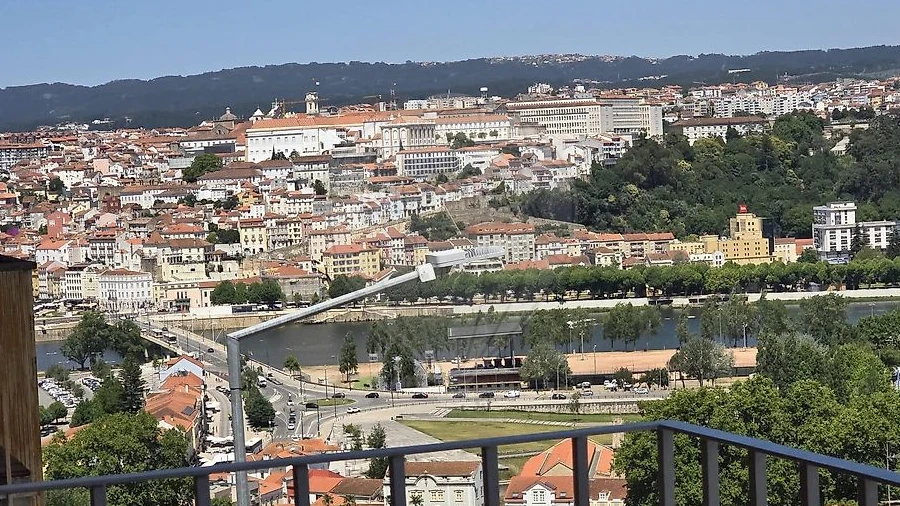 Apartamento T3 para Arrendamento em Santa Clara e Castelo Viegas