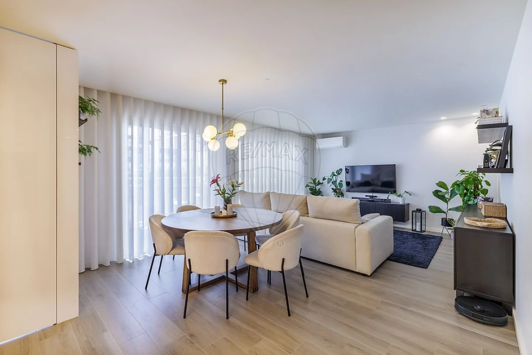 Apartamento T2 para Venda em Oliveira do Douro Foto 15