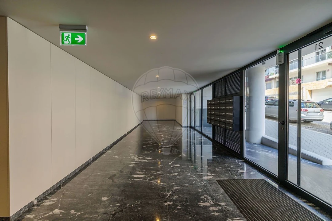Apartamento T2 para Venda em Oliveira do Douro Foto 38