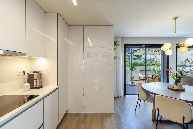 Apartamento T2 para Venda em Oliveira do Douro Foto 8