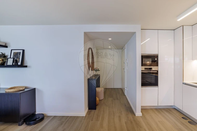 Apartamento T2 para Venda em Oliveira do Douro Foto 7