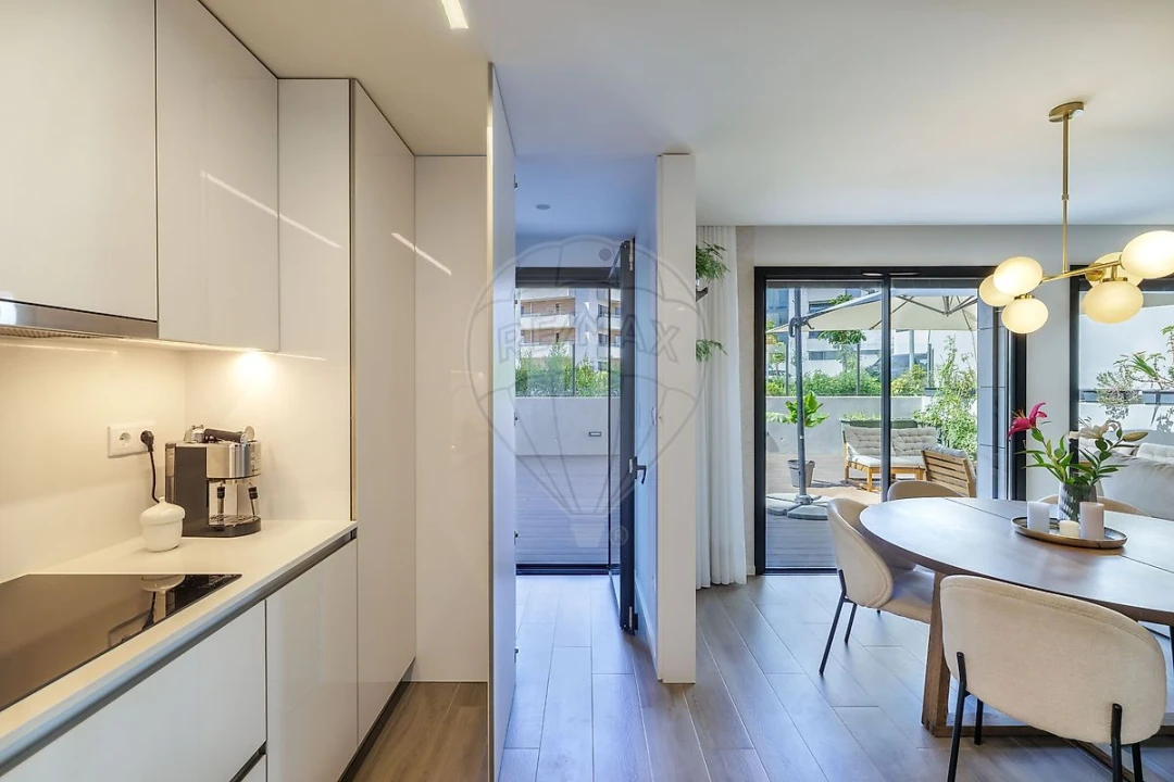 Apartamento T2 para Venda em Oliveira do Douro Foto 10