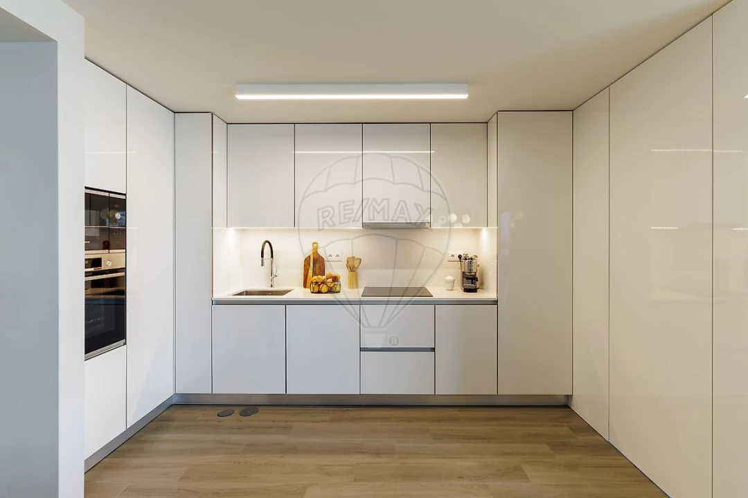 Apartamento T2 para Venda em Oliveira do Douro Foto 6