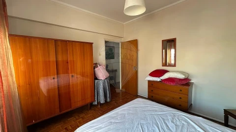 Apartamento T2 para Venda em Pontinha e Famões