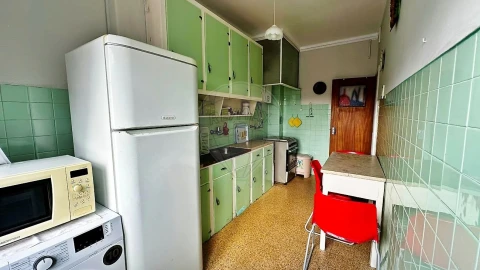 Apartamento T2 para Venda em Pontinha e Famões