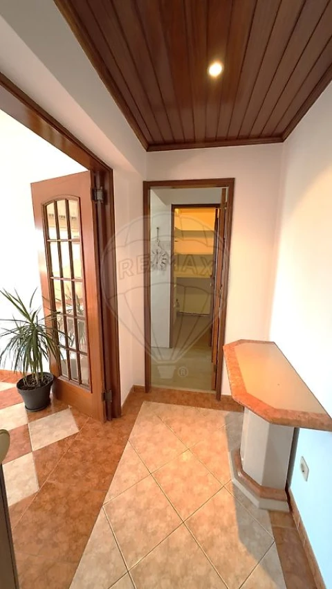 Apartamento T3 para Arrendamento em Almada, Cova da Piedade, Pragal e Cacilhas