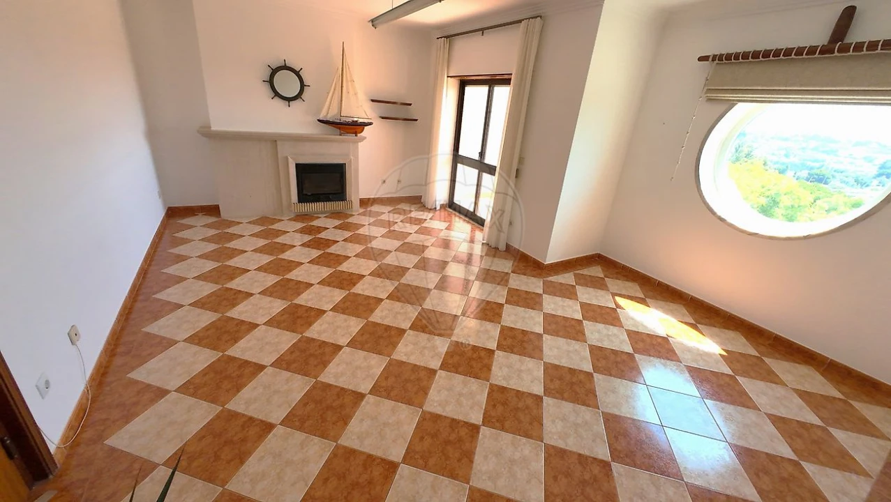 Apartamento T3 para Arrendamento em Almada, Cova da Piedade, Pragal e Cacilhas Foto 7