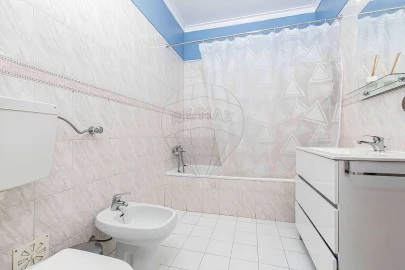 Apartamento T3 para Venda em Queluz e Belas